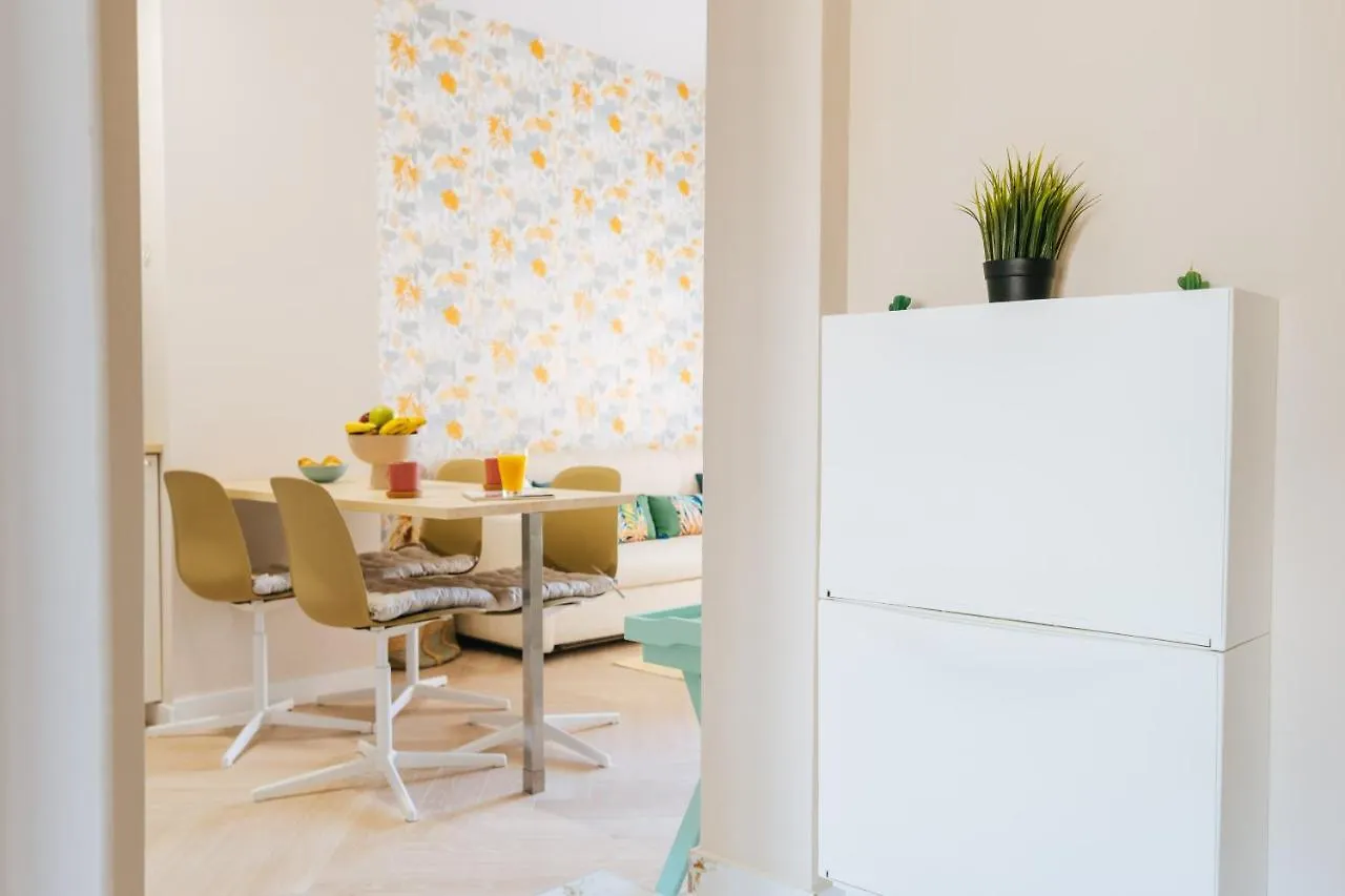 Lägenhet Amazing Renovated Pool View Apt, Aircon, 2 Min To Fanabe Beach Costa Adeje  Spanien